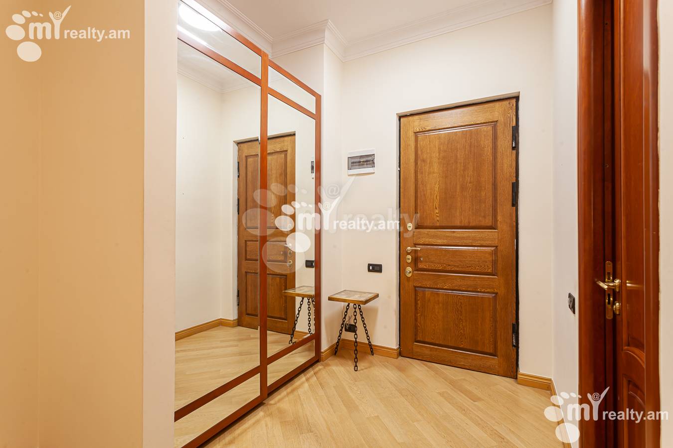 4 bedroom apartment for rent Teryan St, Center Yerevan, 156948