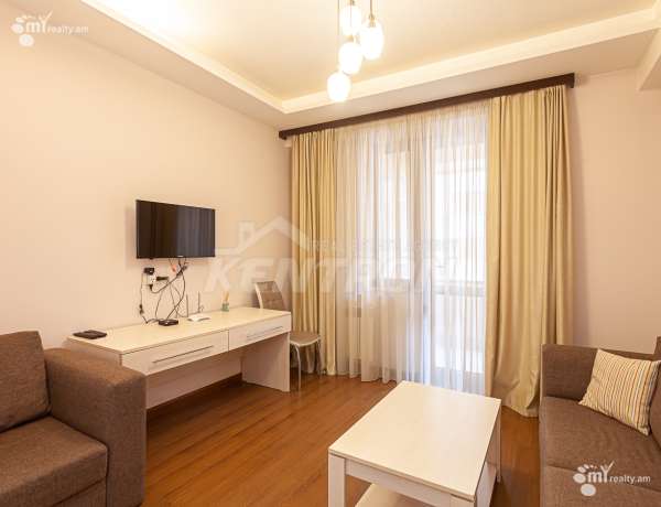 2-senyakanoc-bnakaran-vardzakalutyun-Yerevan-Center