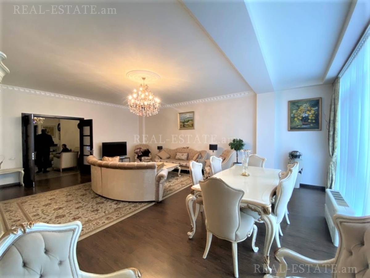 4 bedroom apartment for sale Aram St, Center Yerevan, 121421