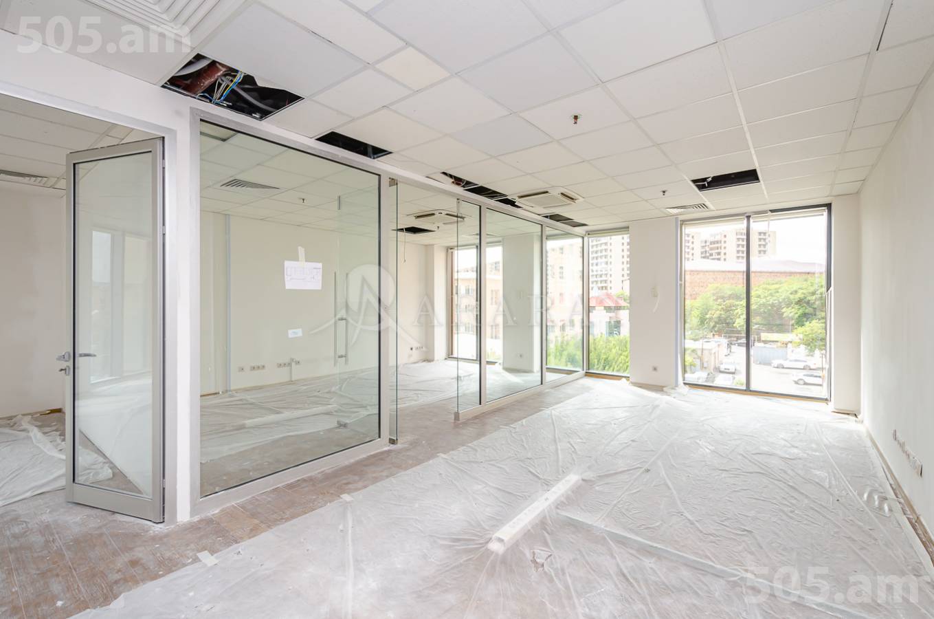 Commercial property for rent G.Lusavorich St, Center Yerevan, 153218