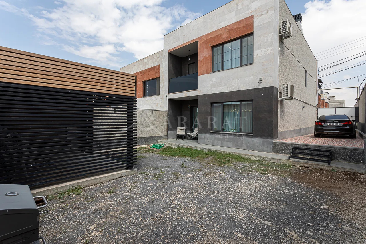 House for sale Duryan disrtict, Awan Yerevan, 157378