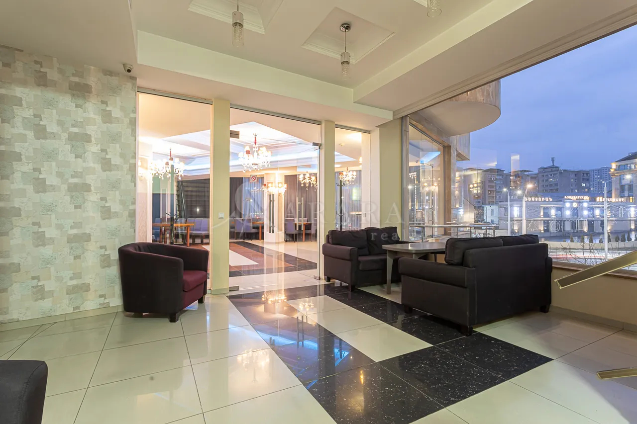 Commercial for sale خیابان شیراز, آچاپنیاک ایروان, 158296