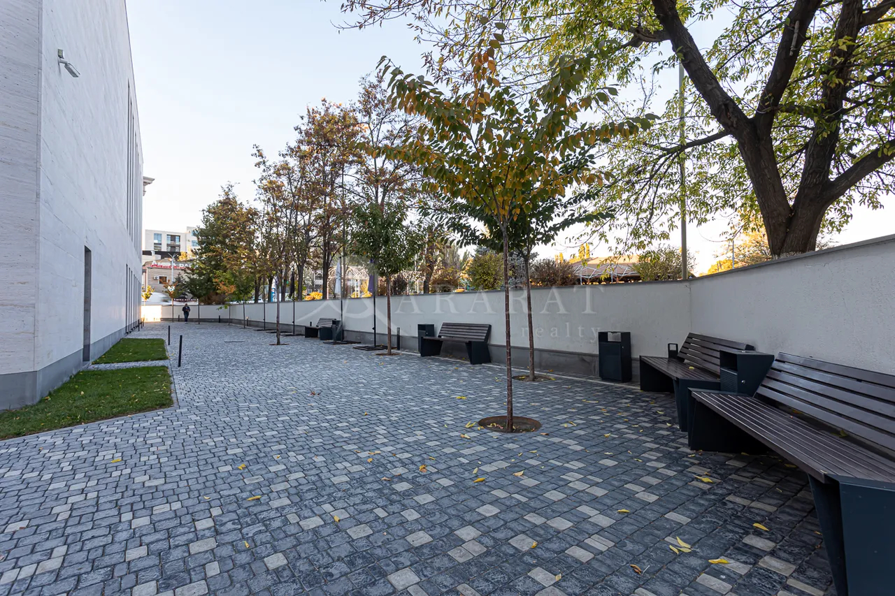 Commercial property for rent Myasnikyan Ave, Center Yerevan, 157360