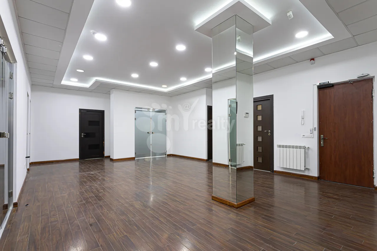 Commercial property for rent Azatutyan Ave, Arabkir Yerevan, 157759