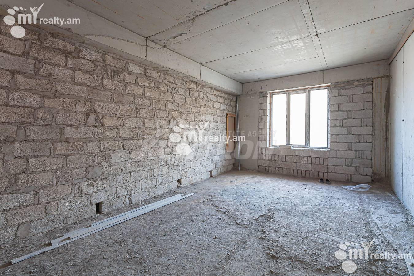 Commercial property for rent Buzand St, Center Yerevan, 147119