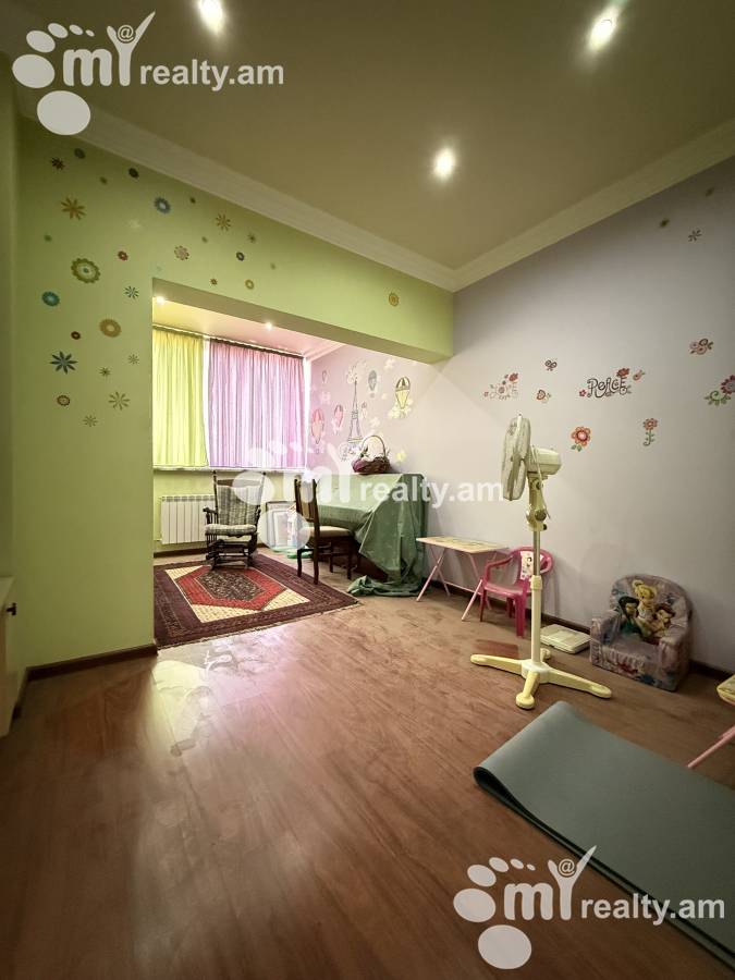 4 bedroom apartment for sale Keri St, Arabkir Yerevan, 161220