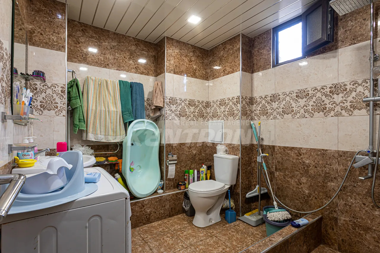 House for sale Paruyr Sevak dis. 1st street, Avan Yerevan, 158500