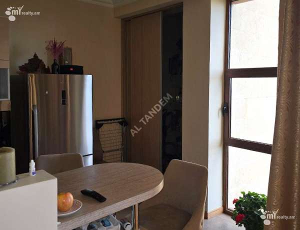 3-senyakanoc-bnakaran-vacharq-Yerevan-Center