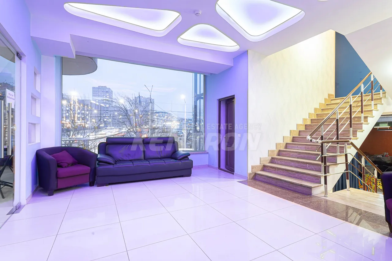 Commercial for sale خیابان شیراز, آچاپنیاک ایروان, 158295