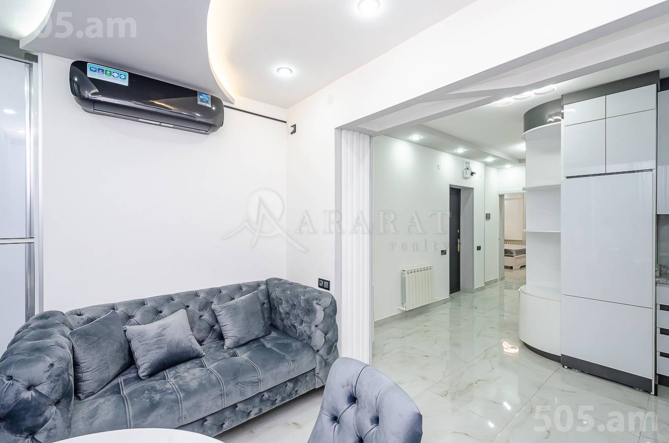 3 bedroom apartment for rent Mashtots Ave, Center Yerevan, 154298
