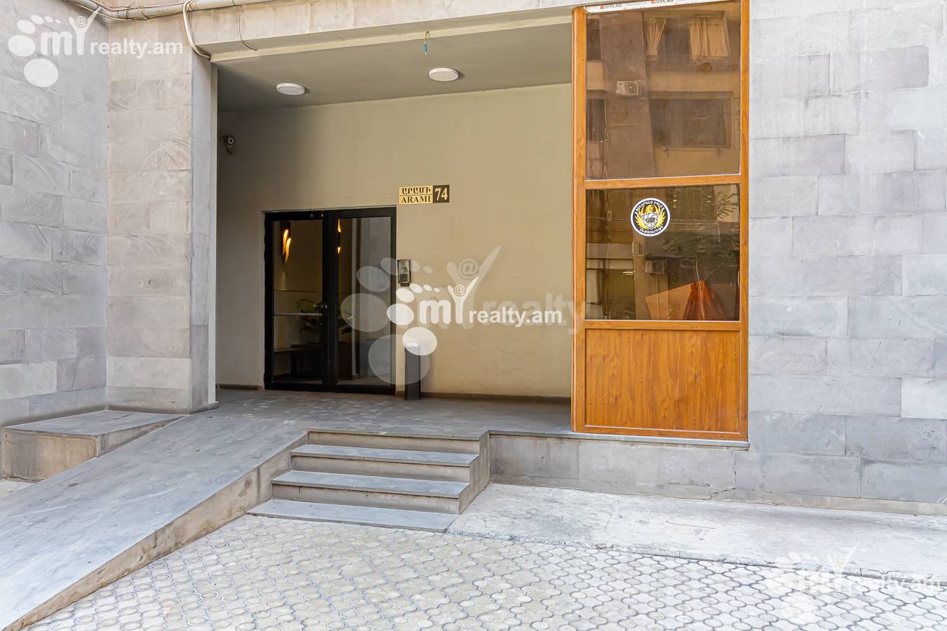 4 bedroom apartment for rent خیابان آرام, مرکز شهر ایروان, 152819