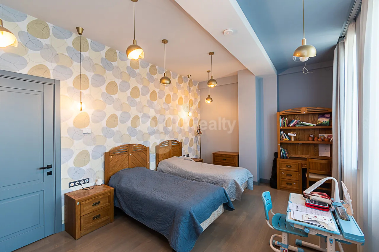 House for sale Noragyugh, Center Yerevan, 161037
