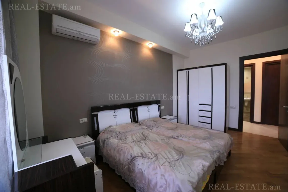 3 bedroom apartment for rent Vardanants St, Center Yerevan, 159922