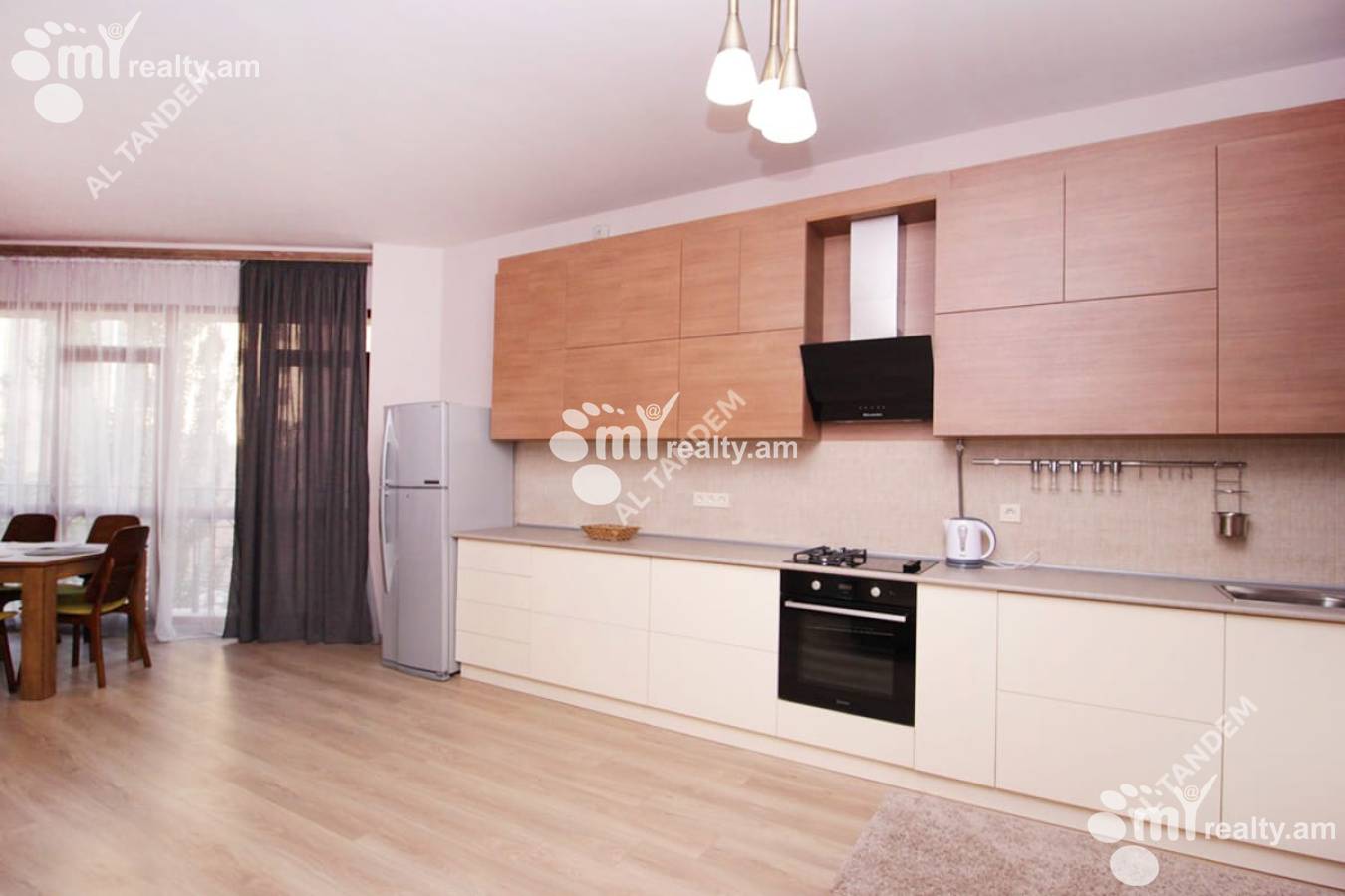 3 bedroom apartment for sale Yekmalyan St, Center Yerevan, 159046