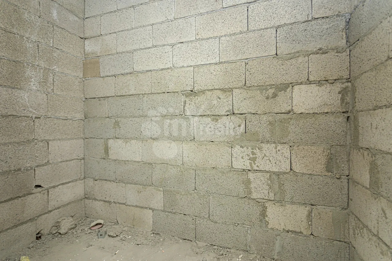 4 սենյականոց բնակարան  Լեոի փող, Կենտրոն Երևան, 157440