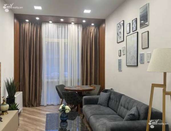 2-senyakanoc-bnakaran-vacharq-Yerevan-Center