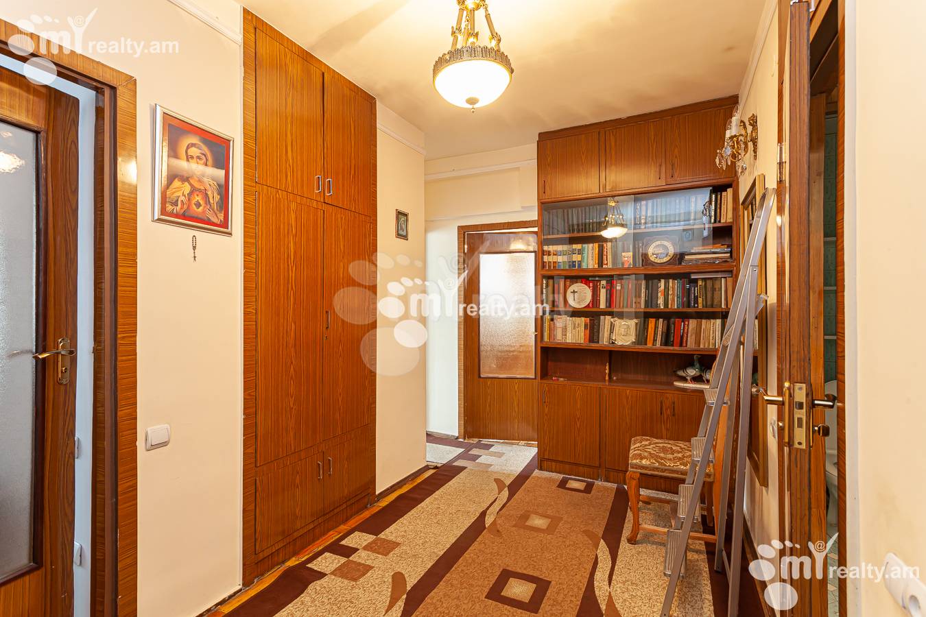 3 bedroom apartment for sale Kajaznuni St, Center Yerevan, 145073