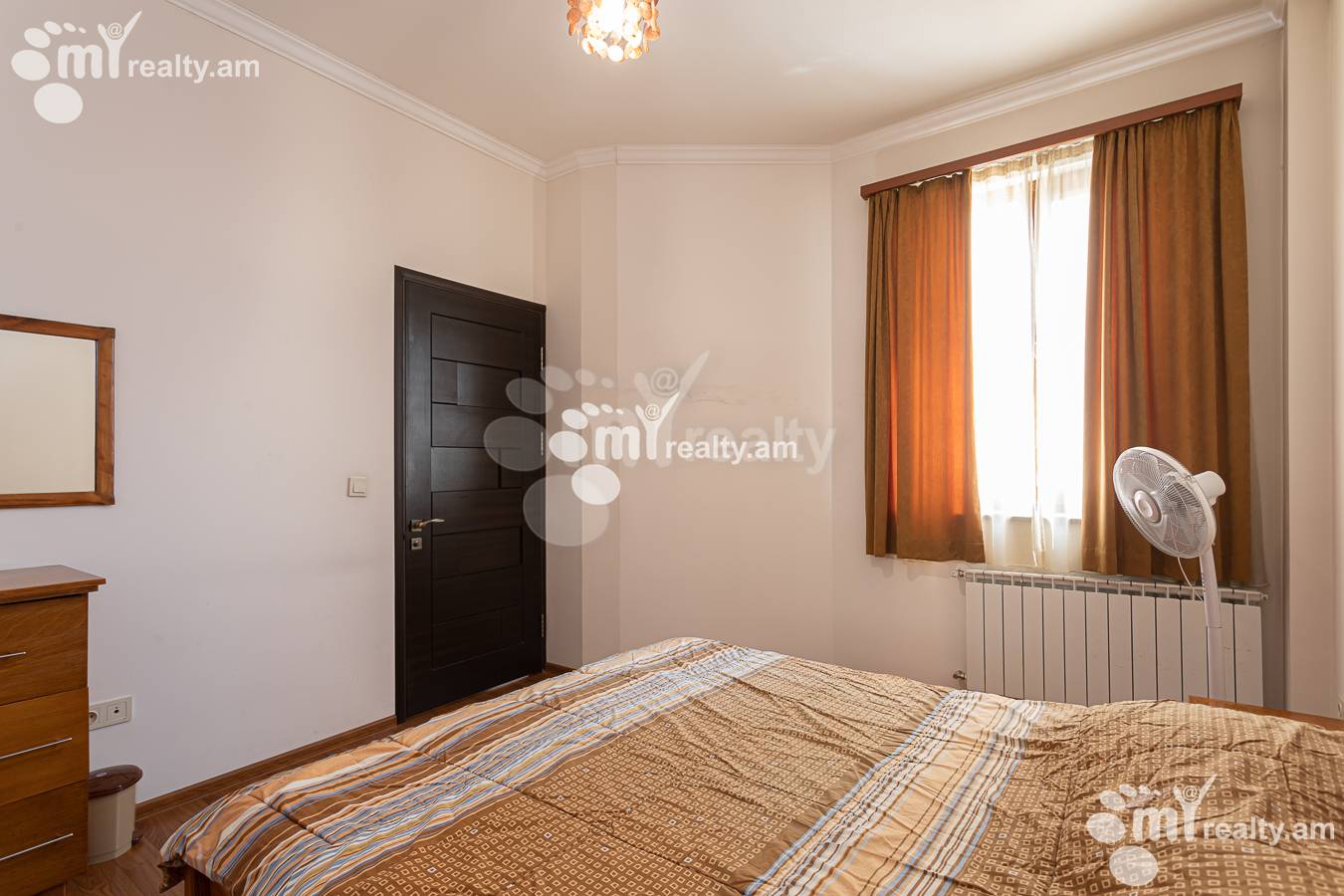 4 bedroom apartment for rent Antarayin St, Center Yerevan, 156170