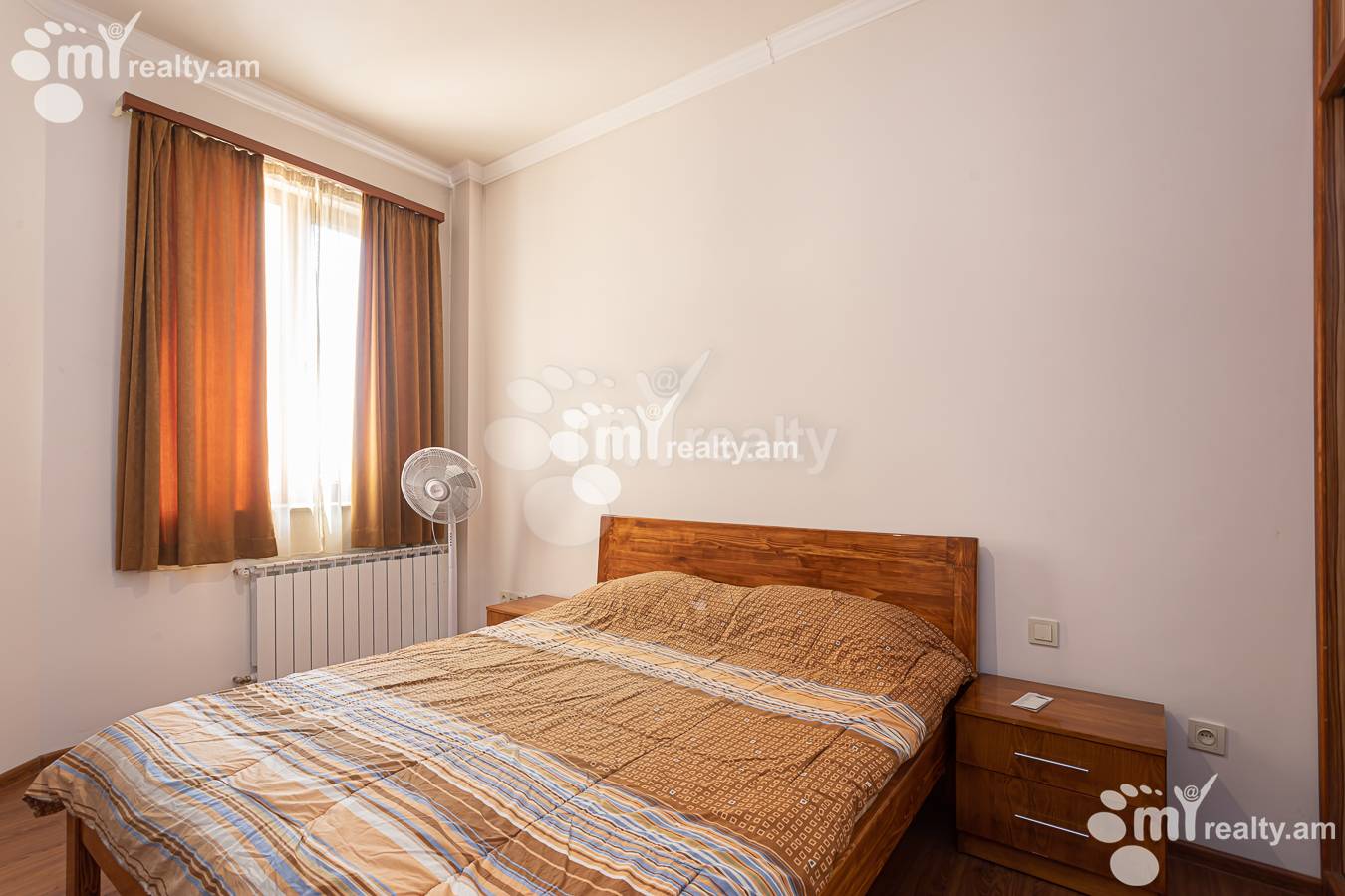 4 bedroom apartment for rent Antarayin St, Center Yerevan, 156170