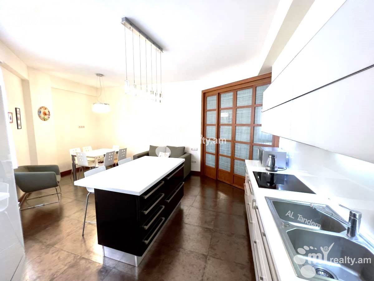 4 bedroom apartment for sale Northern (Hyusisayin)  Ave, Center Yerevan, 142696