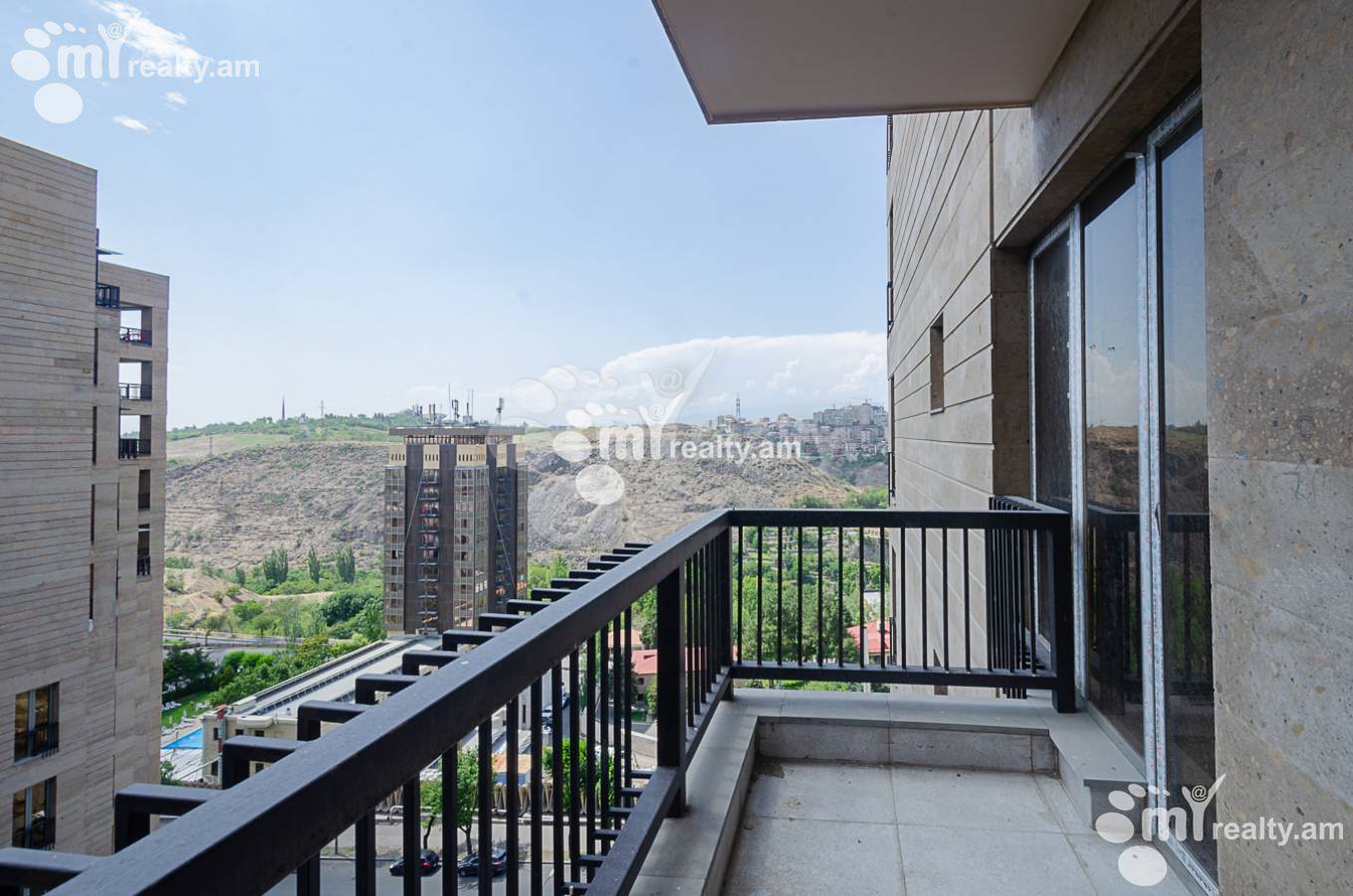 3 bedroom apartment for sale Paronyan St, Center Yerevan, 146397