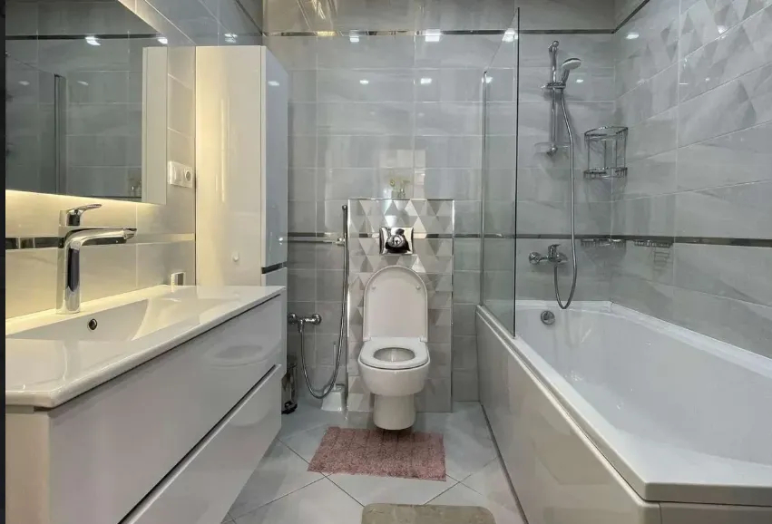 3 bedroom apartment for rent Koghbatsi St, Center Yerevan, 161647