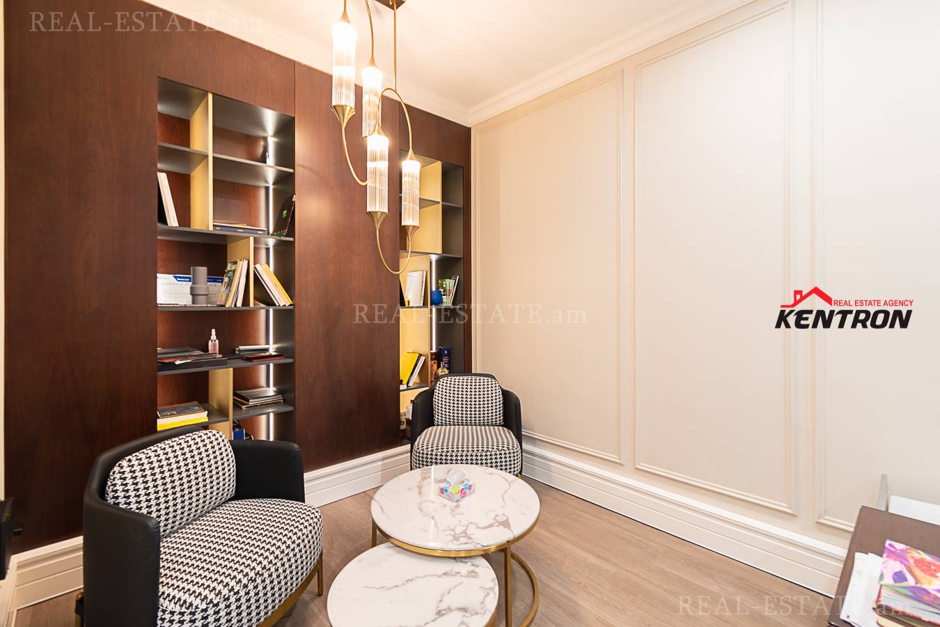 Купить 2 комнатную квартиру Хазар Парпеци ул, Центр Ереван, 131126