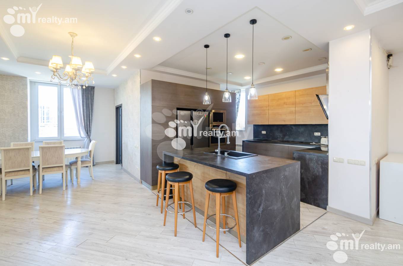 4 bedroom apartment for sale N. Zaryan St, Arabkir Yerevan, 152096