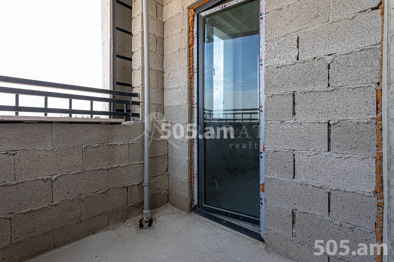 3 bedroom apartment for sale Tsovakal Isakov Ave, Center Yerevan, 156851