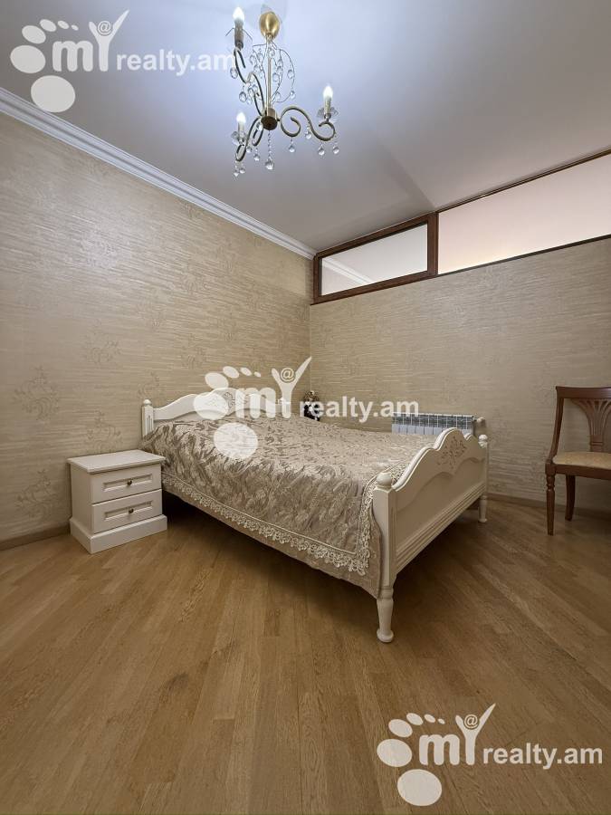 4 bedroom apartment for sale Vratsakan St, Arabkir Yerevan, 158684