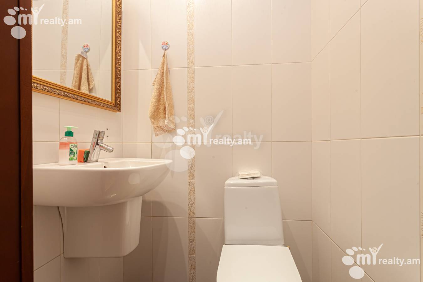 3 bedroom apartment for sale Charents St, Center Yerevan, 152208