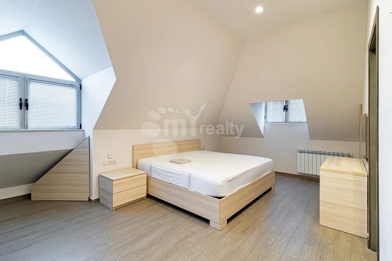 3 bedroom apartment for rent خیابان آنتارایین, مرکز شهر ایروان, 158847