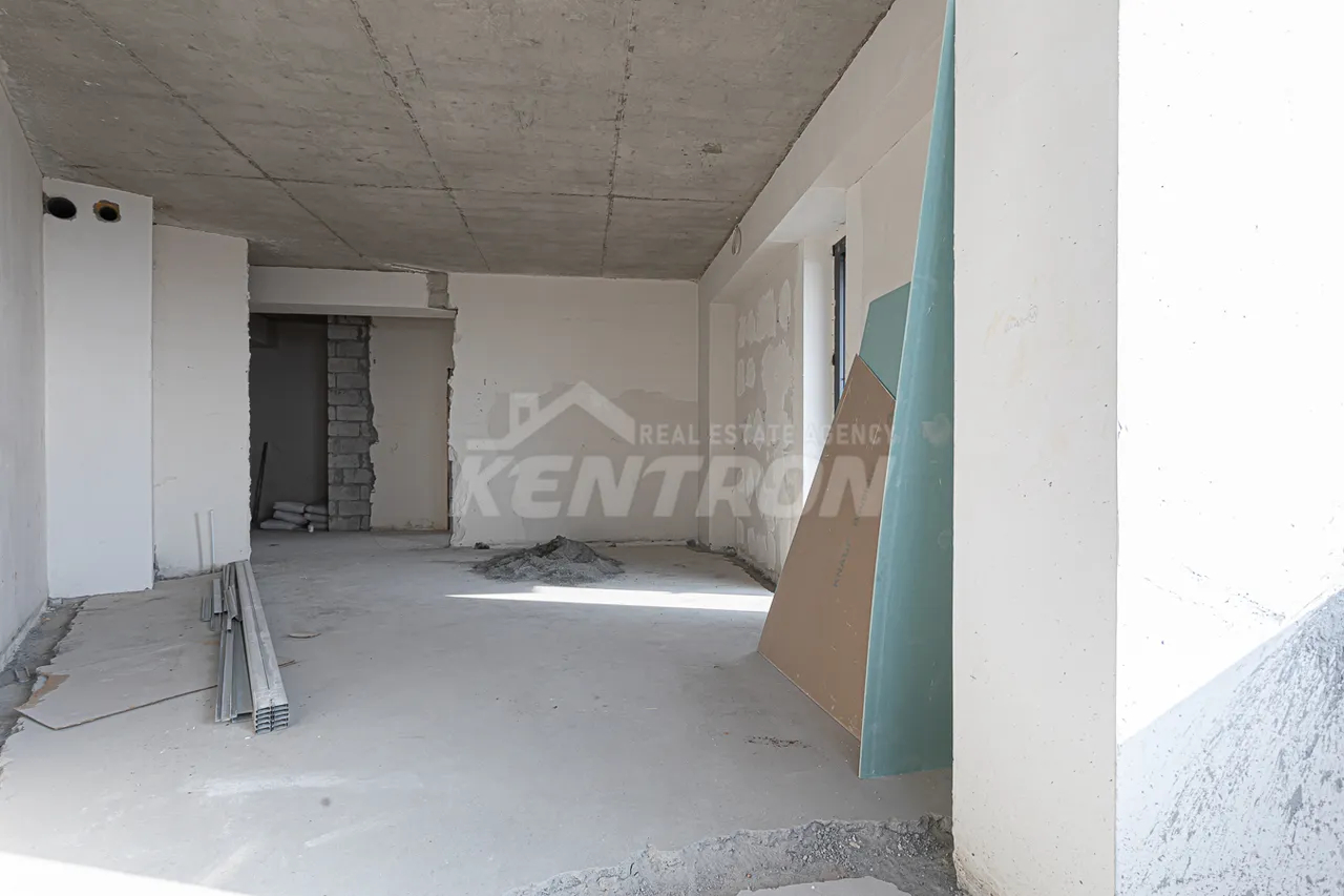 3 bedroom apartment for sale خیابان آنتارایین, مرکز شهر ایروان, 157899