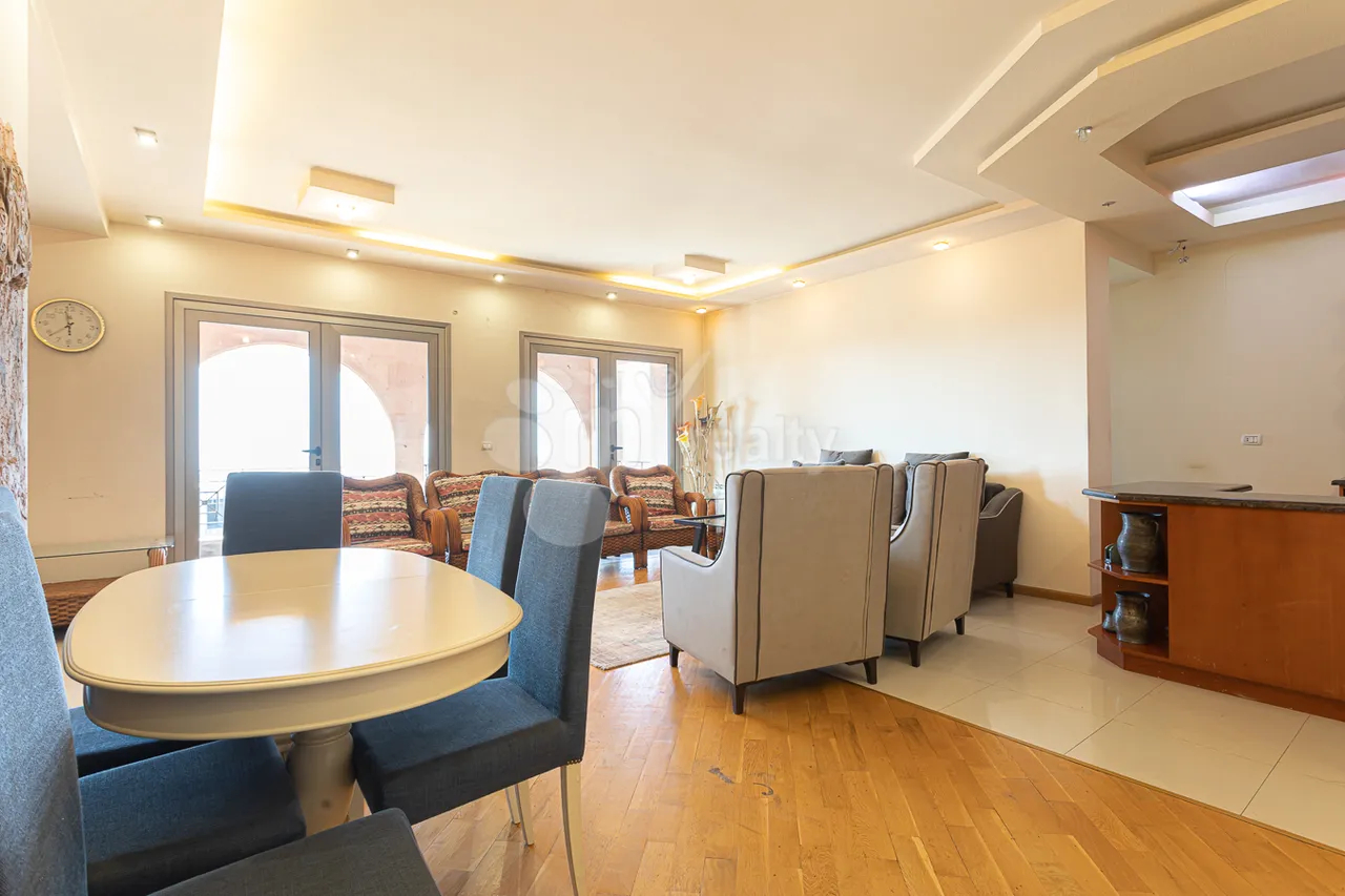 3 bedroom apartment for rent Antarayin St, Center Yerevan, 159001