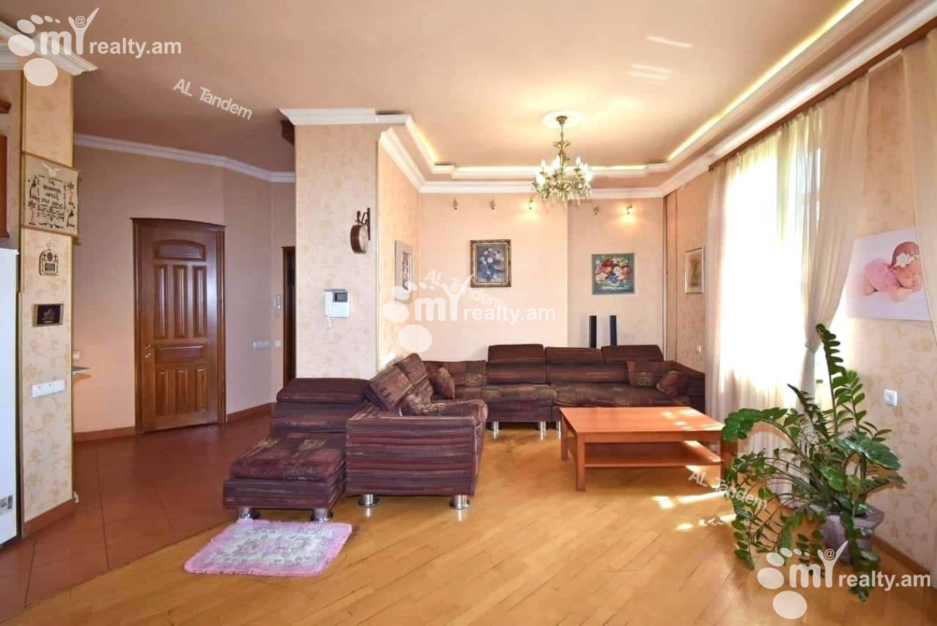3 bedroom apartment for rent Mashtots Ave, Center Yerevan, 155273