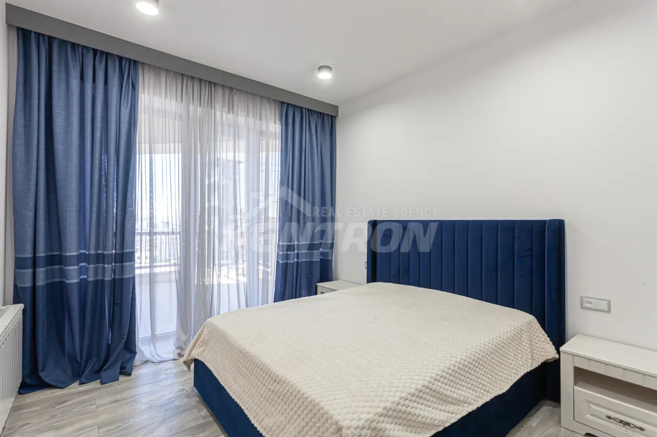 3 սենյականոց բնակարան վարձով Պարոնյան փող, Կենտրոն Երևան, 158967