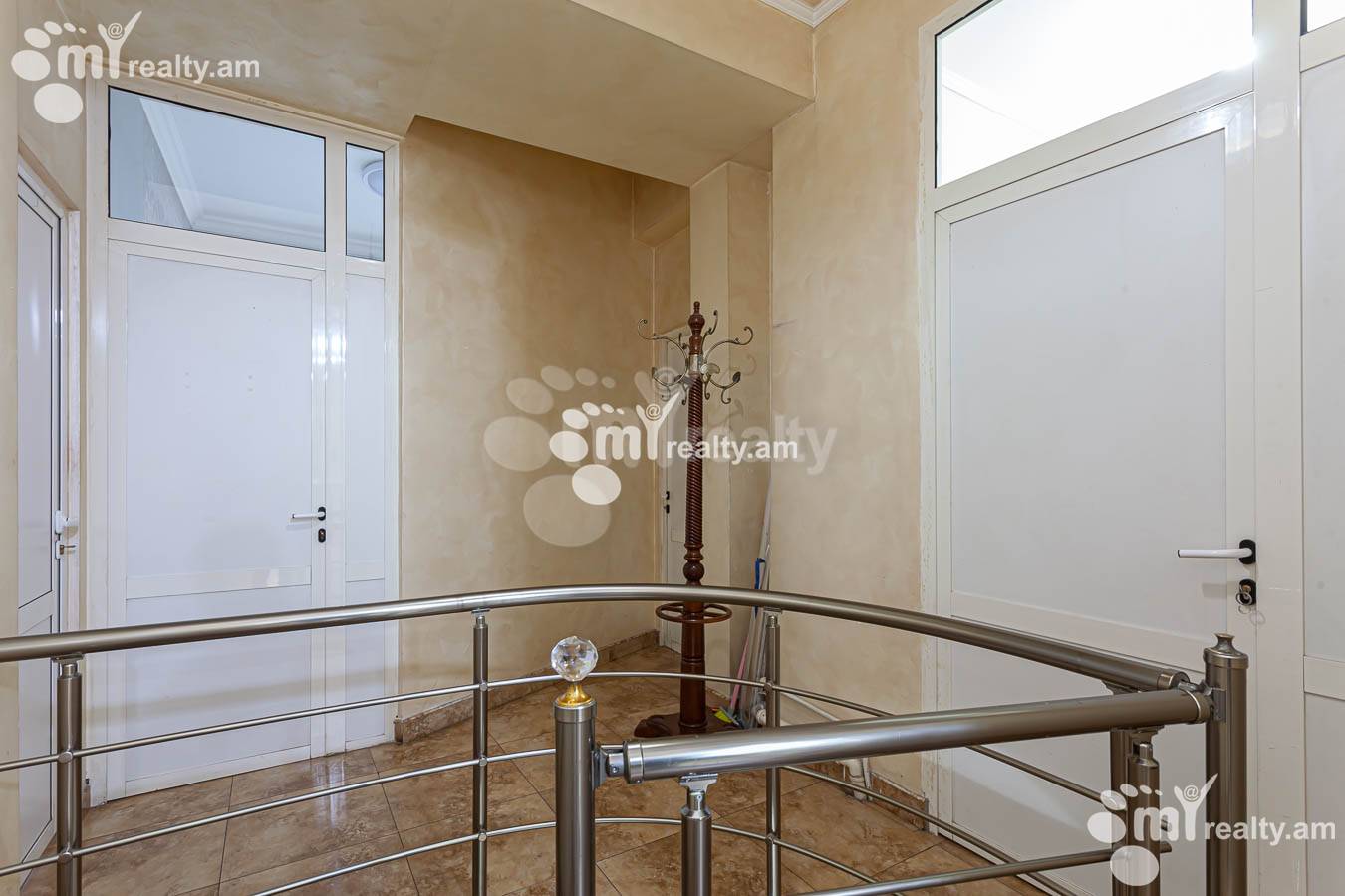 Commercial property for rent Abovyan St, Center Yerevan, 154004