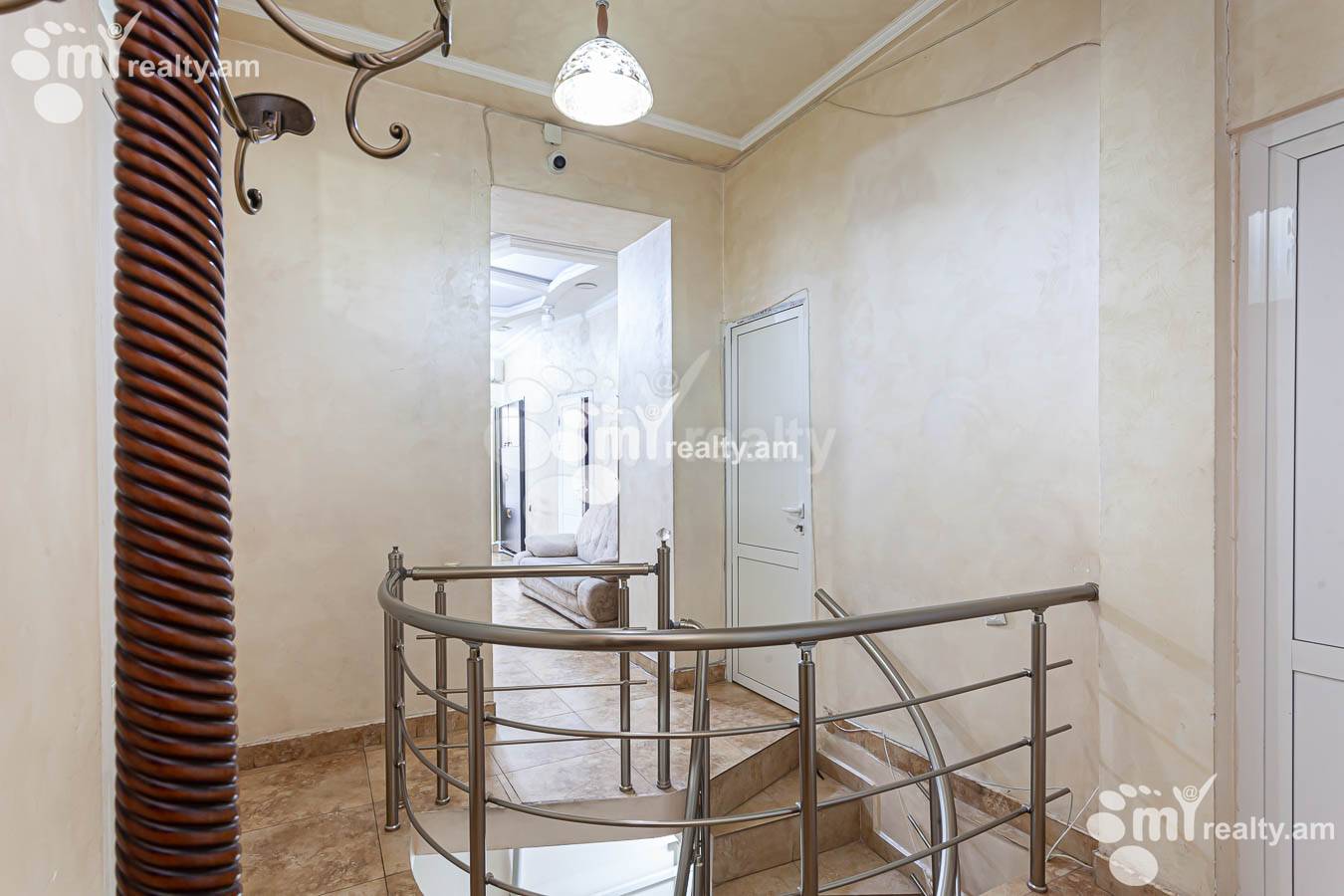 Commercial property for rent Abovyan St, Center Yerevan, 154004